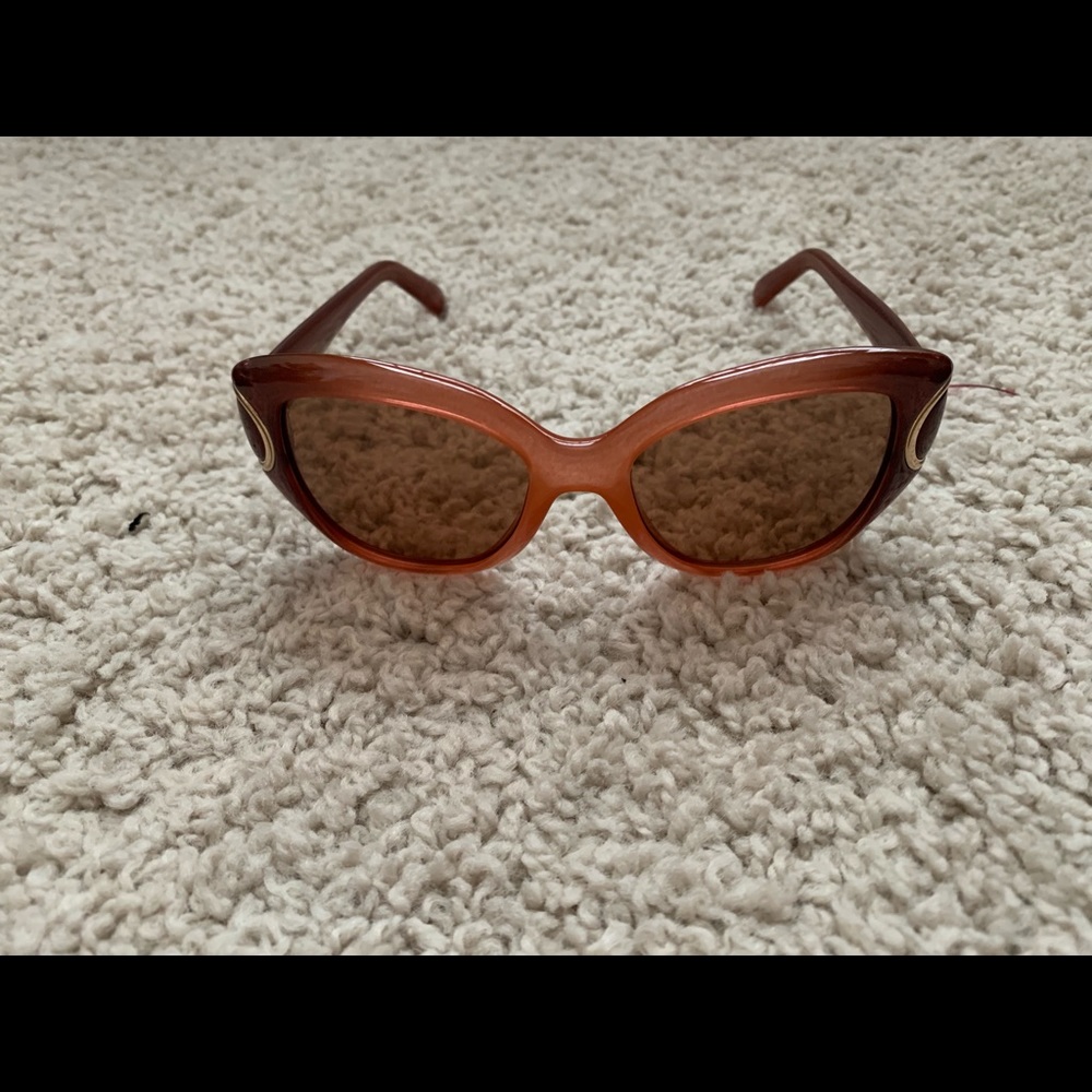 New Salvatore Ferragamo sunglasses - Picture 5 of 8